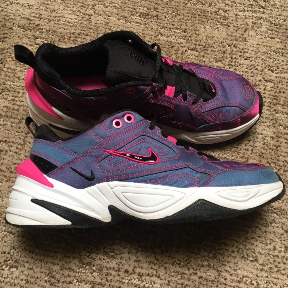 Nike Woman’s MK Tekno SE Sneakers